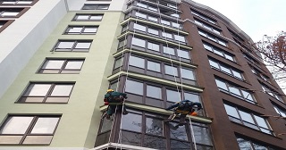 Установка крыши на балкон Железнодорожный цена от 1046 руб. м/2.